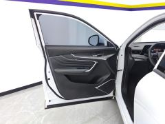 Venucia V 260T DCT Idol Edition - ფოტო 12