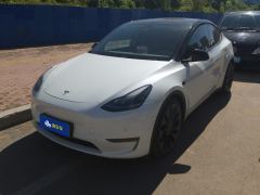 Tesla Model Y 615km Performance High-Performance AWD Version - фото 1
