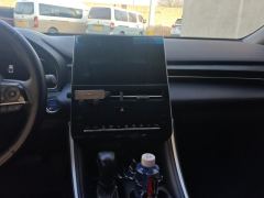 Toyota Avalon Dual-Engine 2.5L Luxury Edition - ფოტო 17