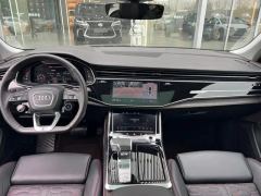 Audi Q8 55 TFSI quattro Exclusive Dynamic Edition - фото 3