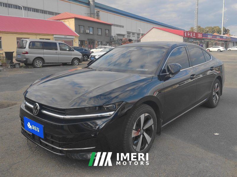 Volkswagen Magotan 300TSI Luxury Edition Show-off