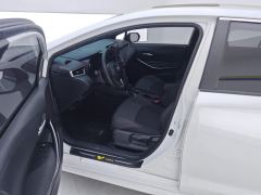 Toyota Levin Dual-Engine 1.8L Luxury Edition - фото 14