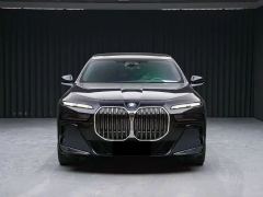 BMW 7 Series 740Li Luxury M Sport Package - ფოტო 2