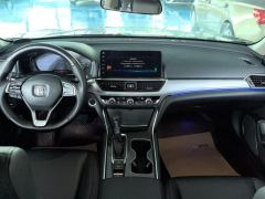 Honda Accord 260TURBO Luxury Edition - photo 16