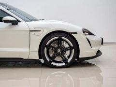 Porsche Taycan - фото 5