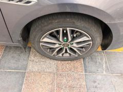 BYD Qin PLUS EV 400km Luxury Edition - ფოტო 6