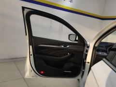 Geely Xingui Xingrui 2.0T Luxury Edition - photo 12