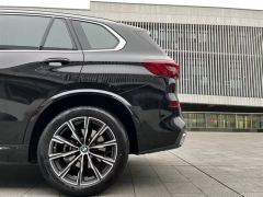 BMW X5 xDrive30Li Deluxe VersionM - ფოტო 14