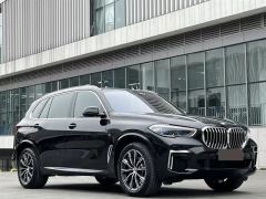 BMW X5 xDrive30Li Deluxe VersionM - ფოტო 3