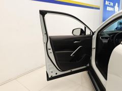Toyota Frontlander Dual-Engine 2.0L Luxury Edition - ფოტო 12