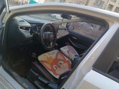 Toyota Corolla Dual-Engine 1.8L E-CVT Elite Edition - photo 14