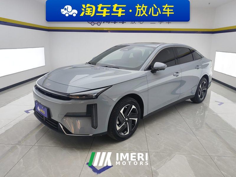 Geely Galaxy L6 EM-i 1.5L 140km Explorer Edition - автомобиль из Китая