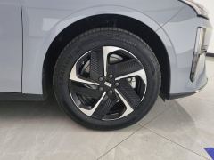 Geely Galaxy L6 EM-i 1.5L 140km Explorer Edition - фото 6