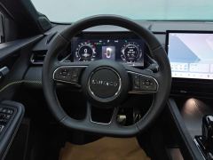 Lynk & Co 03 1.5T Dual Clutch 2WD Strong Pro 5-seater - фото 18