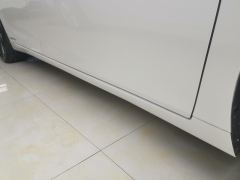 Lexus ES 300h Premium Edition - фото 10