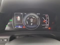 Lexus ES 300h Premium Edition - фото 20