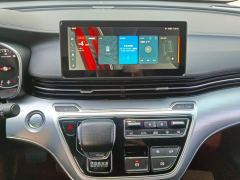 Roewe iMAX8 2.0T Tiptronic Flagship Edition - ფოტო 17