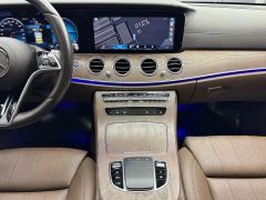 Mercedes-Benz E Class E-Class E 300 L Luxury - фото 12