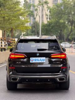 BMW X5 xDrive30Li Deluxe VersionM - ფოტო 4