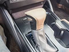 Lexus ES 300h Excellence Edition - photo 12