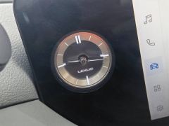 Lexus ES 300h Excellence Edition - photo 20