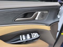 Denza D9 DM-i 970 4WD Flagship Edition - ფოტო 13