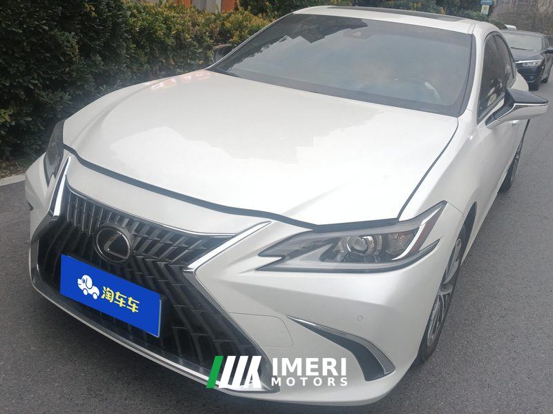Lexus ES 200 Excellence Edition