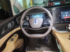 Denza D9 DM-i 1.5T 190km AWD Version 7 - ფოტო 18