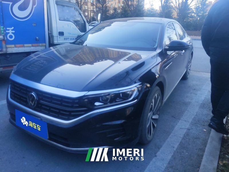 Volkswagen Passat 330TSI Luxury Edition