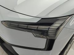 Volvo EX30 590km RWD Long Range Ultra - photo 4