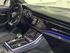 Audi Q8 55 TFSI quattro Exclusive Dynamic Edition - ფოტო 10
