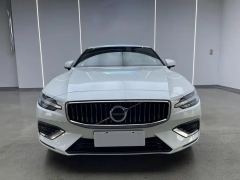 Volvo S60 B4 Intelligent Luxury Edition - фото 2