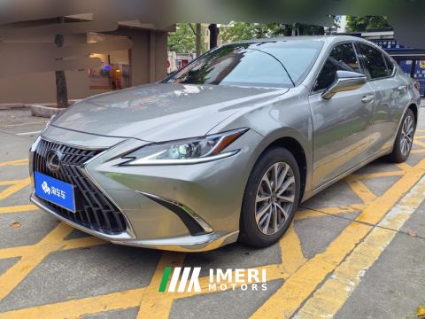 2022 Lexus ES 200 Excellence Edition - автомобиль из Китая