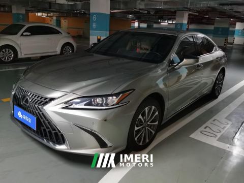 2022 Lexus ES 300h Excellence Edition - автомобиль из Китая