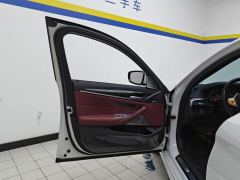 BMW 5 Series Facelift 525Li M Sport Package - ფოტო 12