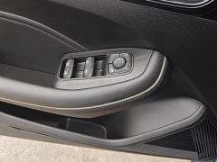 Roewe i5 1.5L CVT Black Gold Edition - фото 13