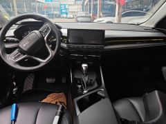 Roewe i5 1.5L CVT Black Gold Edition - фото 16
