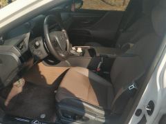 Lexus ES 300h Excellence Edition - photo 14
