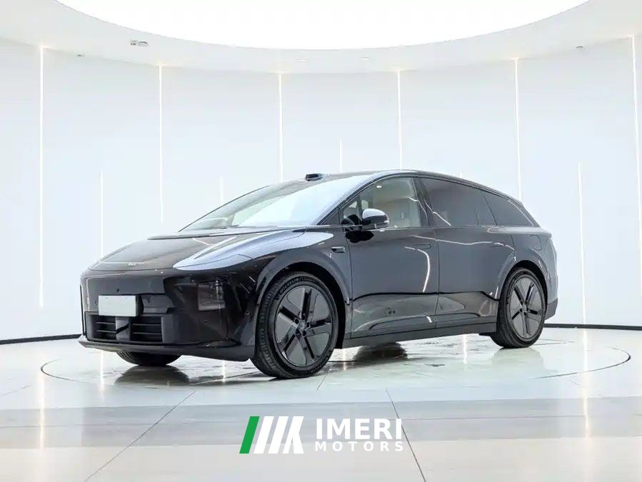 Li Auto i6 AWD Edition - автомобиль из Китая