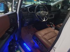 Honda Odyssey 2.0L Sharp Luxury Edition 7-seater - ფოტო 14