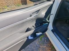 Toyota Camry 2.5G Luxury Edition - ფოტო 13