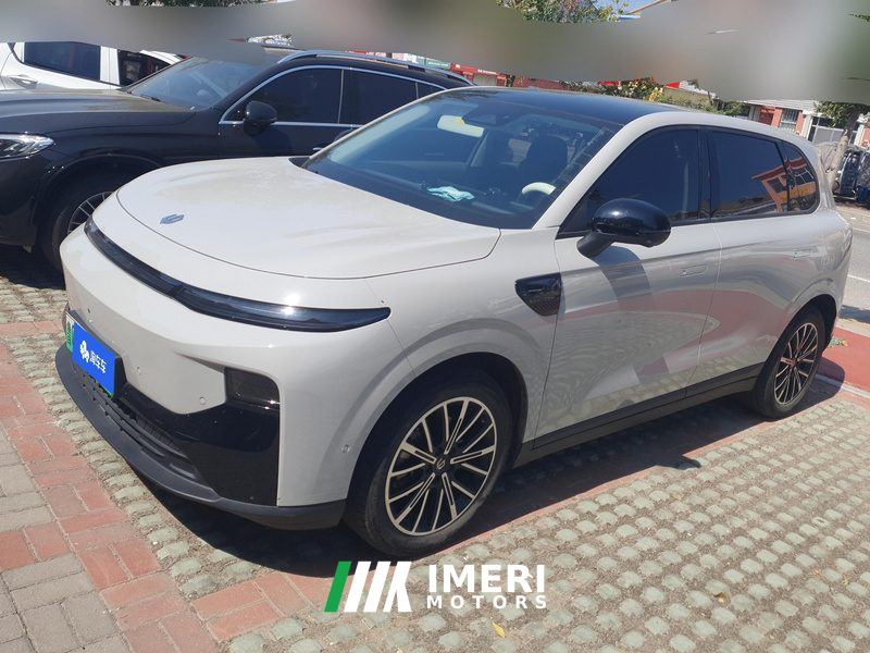 Leapmotor B10 510 Pleasure Edition - ავტომობილი ჩინეთიდან