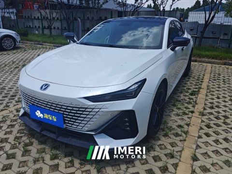 2022 Changan UNI-V 1.5T Premium Version - car from China