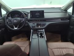 Honda Odyssey 2.0L Sharp Luxury Edition 7-seater - photo 16