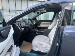 Volvo XC70 1.5T 212km AWDUltra Long RangeCore - фото 6