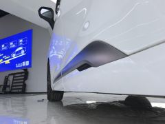 Denza D9 DM-i 970 4WD Flagship Edition - ფოტო 11