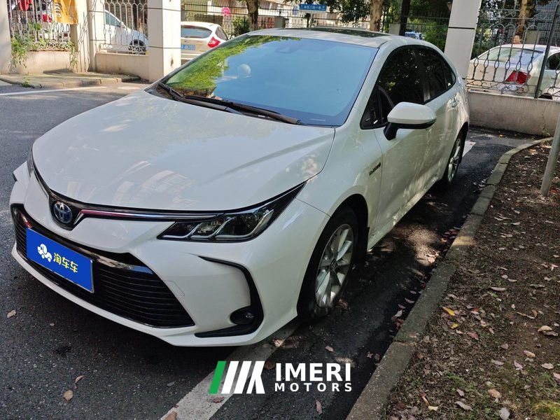 Toyota Corolla Dual-Engine 1.8L E-CVT Elite Edition - автомобиль из Китая