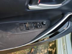 Toyota Corolla Dual-Engine 1.8L E-CVT Elite Edition - фото 13