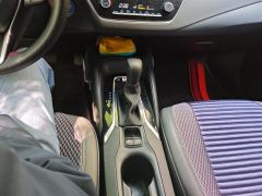 Toyota Corolla Dual-Engine 1.8L E-CVT Elite Edition - фото 19