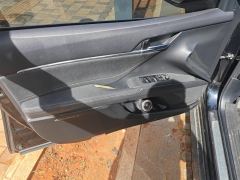 Toyota Camry 2.0G Luxury Edition - фото 12